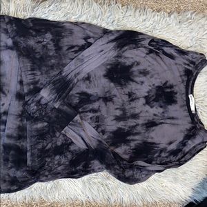 Tie dye long sleeve blouse 😍